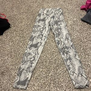 Aerie cross leggings
